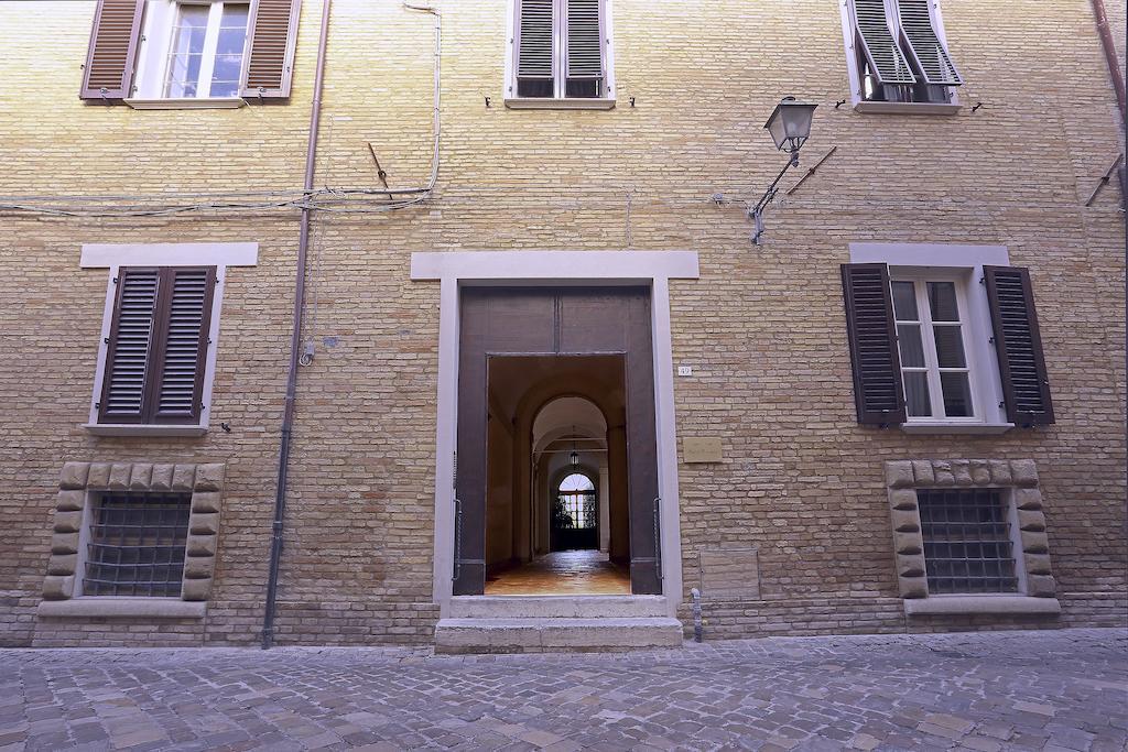 Palazzo Rotati Hotel Fano Exterior photo